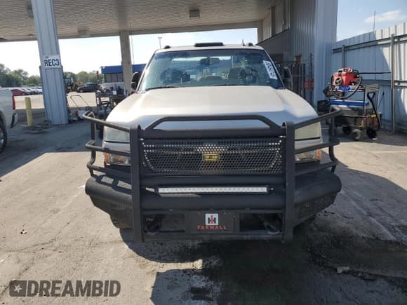 ✅ 2007 Chevrolet Silverado 2500HD LT1 • VIN: 1GCHK23D47F108667 • Лот: 80464745. Опубликован ранее на Copart с пробегом 339 690 миль. Бесплатный доступ к архиву аукционных продаж из США и подробный отчёт об истории автомобиля на DreamBid. Изображение 5.