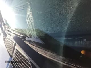 ✅ 2013 Chevrolet Silverado 2500HD • VIN: 1GB2KVEG3DZ341128 • Lot: 42788834. Wystawiony na IAAI z przebiegiem 160 320 mil. Bezpłatny archiwum sprzedaży aukcyjnych z USA i szczegółowy raport historii pojazdu na DreamBid. Zdjęcie 1.