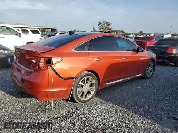 ✅ 2015 Hyundai Sonata Sport • VIN: 5NPE34AB9FH141584 • Lot: 60423015. Wystawiony na Copart z przebiegiem 73 307 mil. Bezpłatny archiwum sprzedaży aukcyjnych z USA i szczegółowy raport historii pojazdu na DreamBid. Zdjęcie 3.