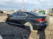 ✅ 2017 Lexus LS 460 • VIN: JTHCL5EF7H5029023 • Лот: 42914205. Опубликован ранее на Copart с пробегом 81 337 миль. Бесплатный доступ к архиву аукционных продаж из США и подробный отчёт об истории автомобиля на DreamBid. Изображение 2.