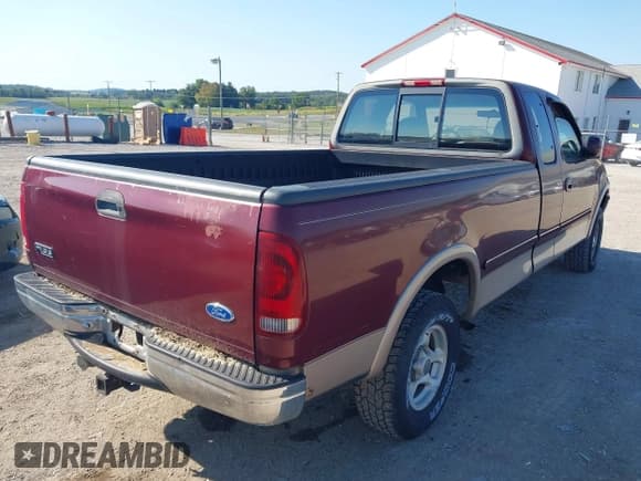 ✅ 1997 Ford F-150 XL • VIN: 1FTEX18L7VNC21496 • Lot: 43189746. Listed on IAAI with 123,750 mi. Free auction sales archive from the USA and detailed vehicle history report at DreamBid. Image 6.
