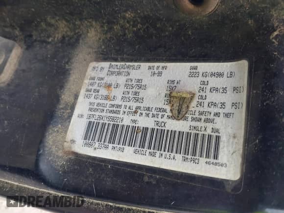 2000 Dodge Dakota with VIN 1B7FL26X1YS582210, listed as a IAAI auction lot 42128674 with 155,889 mi miles and . Bid and sale history available at DreamBid. Image 9.