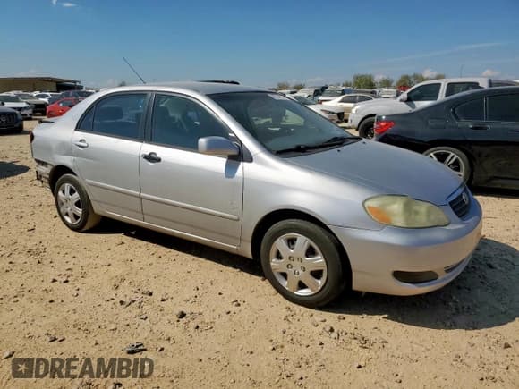 ✅ 2005 Toyota Corolla CE • VIN: 1NXBR32E15Z447554 • Лот: 86214115. Опубликован ранее на Copart с пробегом Не указан. Бесплатный доступ к архиву аукционных продаж из США и подробный отчёт об истории автомобиля на DreamBid. Изображение 4.