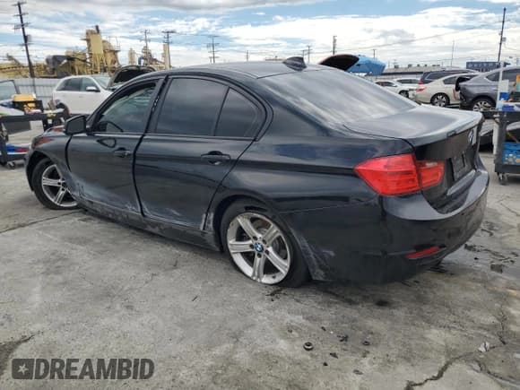 ✅ 2015 BMW 3 Series 328i • VIN: WBA3C1C55FP853654 • Lot: 81270095. Listed on Copart with 104,516 mi. Free auction sales archive from the USA and detailed vehicle history report at DreamBid. Image 2.