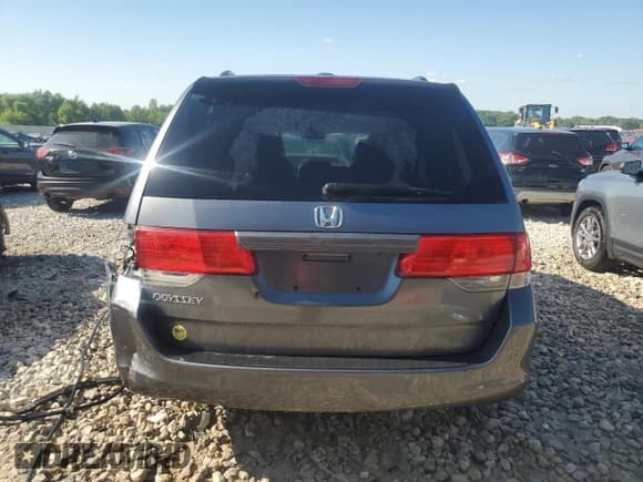 ✅ 2010 Honda Odyssey EX-L • VIN: 5FNRL3H79AB106953 • Lot: 62196755. Listed on Copart with 166,862 mi. Free auction sales archive from the USA and detailed vehicle history report at DreamBid. Image 6.