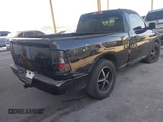 ✅ 2010 Dodge 1500 ST • VIN: 3D7JB1EP7AG106300 • Lot: 42549237. Wystawiony na IAAI z przebiegiem 158 718 mil. Bezpłatny archiwum sprzedaży aukcyjnych z USA i szczegółowy raport historii pojazdu na DreamBid. Zdjęcie 4.