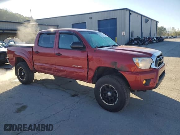 ✅ 2013 Toyota Tacoma • VIN: 3TMLU4EN0DM111938 • Lot: 86707855. Wystawiony na Copart z przebiegiem 173 563 mil. Bezpłatny archiwum sprzedaży aukcyjnych z USA i szczegółowy raport historii pojazdu na DreamBid. Zdjęcie 4.
