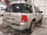 ✅ 2005 Ford Explorer XLT • VIN: 1FMZU63K75UA92666 • Lot: 41401078. Wystawiony na IAAI z przebiegiem 180 753 mil. Bezpłatny archiwum sprzedaży aukcyjnych z USA i szczegółowy raport historii pojazdu na DreamBid. Zdjęcie 4.