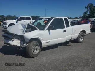 ✅ 2001 Chevrolet S-10 LS • VIN: 1GCCS195818149075 • Лот: 61927455. Опубликован ранее на Copart с пробегом 113 100 миль. Бесплатный доступ к архиву аукционных продаж из США и подробный отчёт об истории автомобиля на DreamBid. Изображение 1.