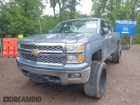 ✅ 2015 Chevrolet Silverado 1500 LT • VIN: 3GCUKREC2FG415120 • Lot: 42418809. Listed on IAAI with 135,972 mi. Free auction sales archive from the USA and detailed vehicle history report at DreamBid. Image 17.