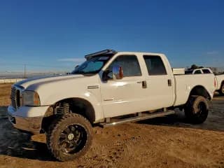 ✅ 2006 Ford F-250 XL • VIN: 1FTSW21P46EA11447 • Lot: 93968455. Wystawiony na Copart z przebiegiem 317 205 mil. Bezpłatny archiwum sprzedaży aukcyjnych z USA i szczegółowy raport historii pojazdu na DreamBid. Zdjęcie 1.