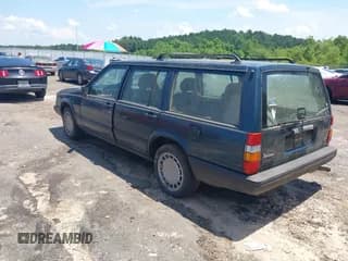 ✅ 1993 Volvo 940 • VIN: YV1JW8835P1066915 • Lot: 42583136. Wystawiony na IAAI z przebiegiem 344 472 mil. Bezpłatny archiwum sprzedaży aukcyjnych z USA i szczegółowy raport historii pojazdu na DreamBid. Zdjęcie 3.