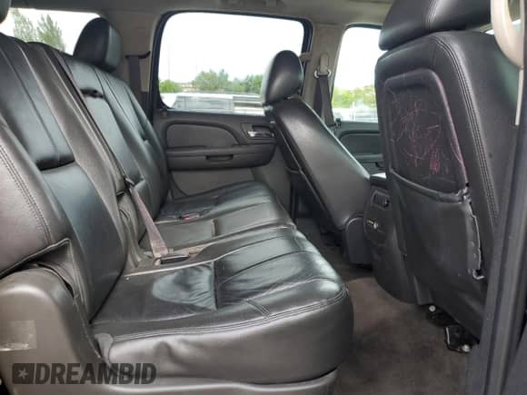 2013 Chevrolet Suburban LT с VIN 1GNSKJE72DR203317, выставлен на аукционе Copart как лот 91554345 с пробегом 254 878 миль миль и Чистый • Clean title. История ставок и продаж доступна на DreamBid. Изображение 10.