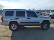✅ 2006 Jeep Commander • VIN: 1J8HG48N36C149296 • Лот: 41422036. Опубликован ранее на IAAI с пробегом 113 941 миль. Бесплатный доступ к архиву аукционных продаж из США и подробный отчёт об истории автомобиля на DreamBid. Изображение 13.