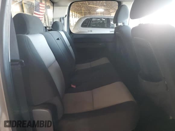 ✅ 2008 Chevrolet Silverado 1500 LS • VIN: 3GCEC13C18G132698 • Лот: 90128085. Опубликован ранее на Copart с пробегом Не указан. Бесплатный доступ к архиву аукционных продаж из США и подробный отчёт об истории автомобиля на DreamBid. Изображение 10.