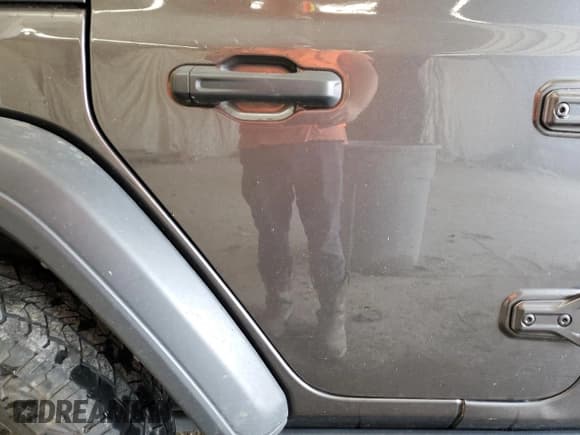 ✅ 2021 Jeep Wrangler Unlimited Willys • VIN: 1C4HJXDN7MW509536 • Lot: 80489955. Listed on Copart with 80,684 mi. Free auction sales archive from the USA and detailed vehicle history report at DreamBid. Image 11.