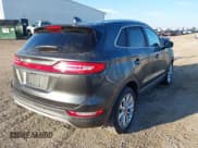 ✅ 2019 Lincoln MKC Select • VIN: 5LMCJ2D90KUL37495 • Lot: 43445484. Listed on IAAI with 52,987 mi. Free auction sales archive from the USA and detailed vehicle history report at DreamBid. Image 4.