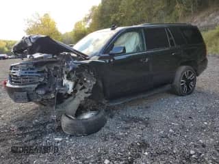 2019 Chevrolet Tahoe LT z VIN 1GNSKBKCXKR134168, wystawiony jako Copart lot #84209925 z przebiegiem 130 356 mil mil oraz Szkoda całkowita • Salvage title. Historia ofert i sprzedaży dostępna na DreamBid. Obrazek 1.