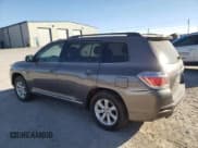 ✅ 2011 Toyota Highlander • VIN: JTEBC3EH5B2002863 • Лот: 82703224. Опубликован ранее на Copart с пробегом Не указан. Бесплатный доступ к архиву аукционных продаж из США и подробный отчёт об истории автомобиля на DreamBid. Изображение 2.