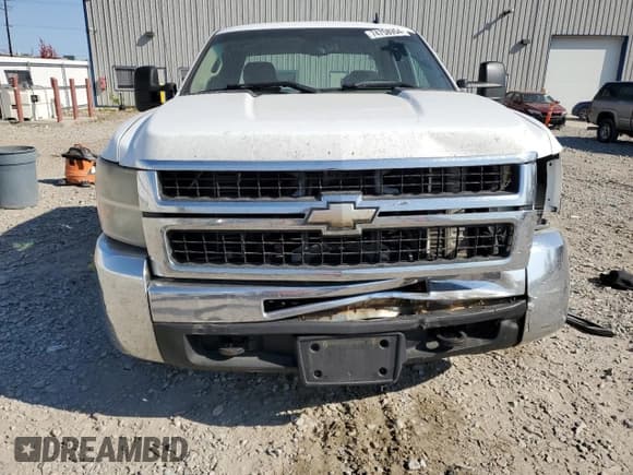 ✅ 2008 Chevrolet Silverado 2500HD 1LT • VIN: 1GCHK29628E168494 • Lot: 74758954. Wystawiony na Copart z przebiegiem 367 825 mil. Bezpłatny archiwum sprzedaży aukcyjnych z USA i szczegółowy raport historii pojazdu na DreamBid. Zdjęcie 5.