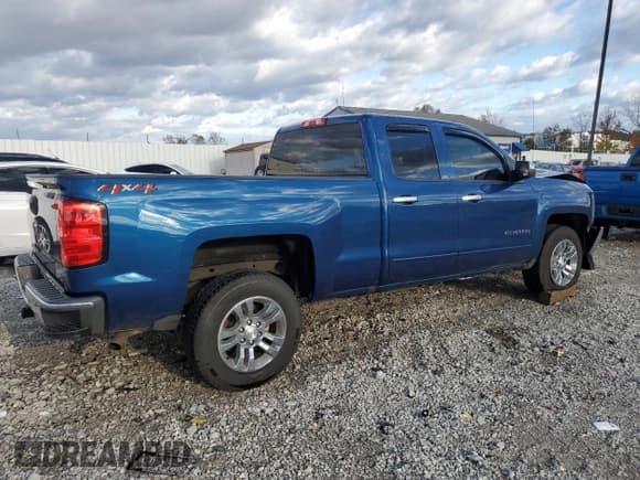 ✅ 2018 Chevrolet Silverado 1500 LT • VIN: 2GCVKREC8J1110744 • Lot: 90481935. Wystawiony na Copart z przebiegiem 97 776 mil. Bezpłatny archiwum sprzedaży aukcyjnych z USA i szczegółowy raport historii pojazdu na DreamBid. Zdjęcie 3.