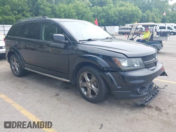 ✅ 2016 Dodge Journey Crossroad Plus • VIN: 3C4PDDGG2GT192077 • Lot: 42497355. Listed on IAAI with 221,127 mi. Free auction sales archive from the USA and detailed vehicle history report at DreamBid. Image 1.