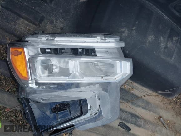 ✅ 2023 Chevrolet Silverado 1500 LT • VIN: 3GCUDDED0PG259330 • Lot: 41886285. Listed on IAAI with 84,293 mi. Free auction sales archive from the USA and detailed vehicle history report at DreamBid. Image 12.