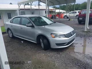 ✅ 2013 Volkswagen Passat Wolfsburg Edition • VIN: 1VWAH7A3XDC042630 • Лот: 42944119. Опубликован ранее на IAAI с пробегом 170 816 миль. Бесплатный доступ к архиву аукционных продаж из США и подробный отчёт об истории автомобиля на DreamBid. Изображение 1.