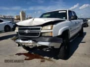 ✅ 2006 Chevrolet Silverado 2500HD LT1 • VIN: 1GCHC23D16F158311 • Лот: 72546204. Опубликован ранее на Copart с пробегом 208 534 миль. Бесплатный доступ к архиву аукционных продаж из США и подробный отчёт об истории автомобиля на DreamBid. Изображение 11.