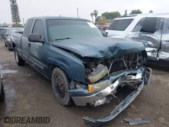 2007 Chevrolet Silverado 1500 LT1 z VIN 1GCEC19V67Z104435, wystawiony jako IAAI lot #43463939 z przebiegiem 203 245 mil mil oraz . Historia ofert i sprzedaży dostępna na DreamBid. Obrazek 1.