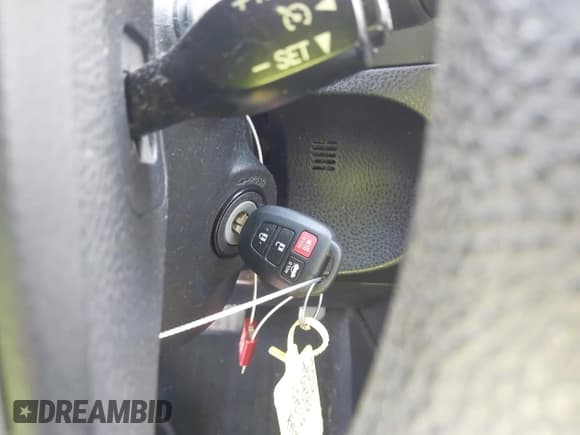 ✅ 2014 Toyota Corolla L • VIN: 2T1BURHE7EC034886 • Lot: 43216254. Wystawiony na IAAI z przebiegiem 179 913 mil. Bezpłatny archiwum sprzedaży aukcyjnych z USA i szczegółowy raport historii pojazdu na DreamBid. Zdjęcie 11.