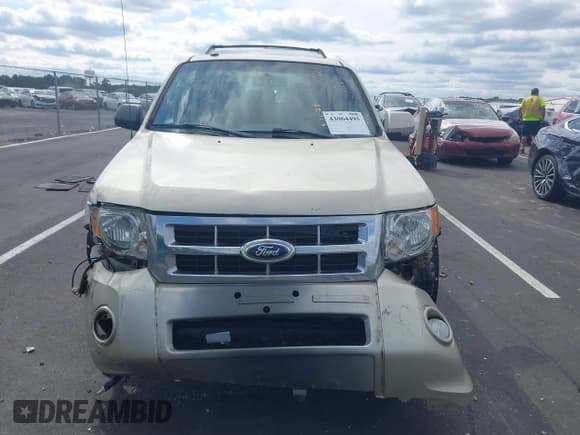 ✅ 2011 Ford Escape Limited • VIN: 1FMCU9E71BKC12310 • Lot: 43064495. Wystawiony na IAAI z przebiegiem 184 067 mil. Bezpłatny archiwum sprzedaży aukcyjnych z USA i szczegółowy raport historii pojazdu na DreamBid. Zdjęcie 12.