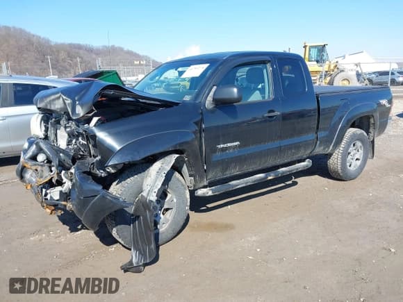 ✅ 2007 Toyota Tacoma • VIN: 5TEUU42N57Z407988 • Lot: 41709278. Wystawiony na IAAI z przebiegiem 243 667 mil. Bezpłatny archiwum sprzedaży aukcyjnych z USA i szczegółowy raport historii pojazdu na DreamBid. Zdjęcie 2.