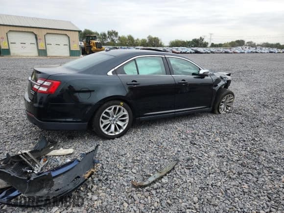 ✅ 2014 Ford Taurus Limited • VIN: 1FAHP2F84EG126891 • Lot: 85900185. Listed on Copart with 150,142 mi. Free auction sales archive from the USA and detailed vehicle history report at DreamBid. Image 3.