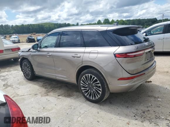 ✅ 2020 Lincoln Corsair Reserve • VIN: 5LMCJ2C98LUL29891 • Lot: 56662233. Wystawiony na Copart z przebiegiem 28 304 mil. Bezpłatny archiwum sprzedaży aukcyjnych z USA i szczegółowy raport historii pojazdu na DreamBid. Zdjęcie 2.