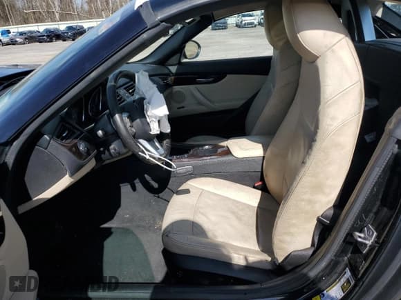 ✅ 2010 BMW Z4 sDrive30i • VIN: WBALM5C57AE162215 • Lot: 49708785. Listed on Copart with Not provided. Free auction sales archive from the USA and detailed vehicle history report at DreamBid. Image 7.