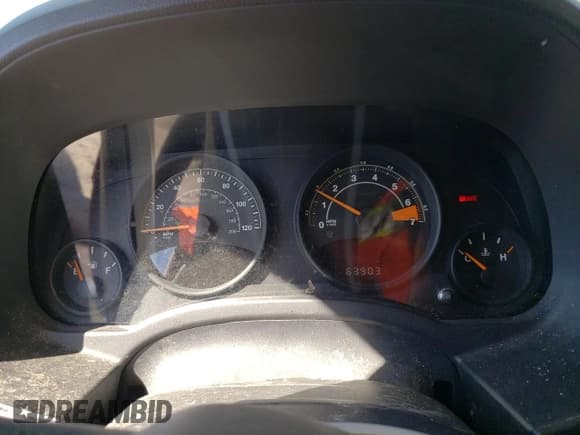 ✅ 2016 Jeep Patriot Sport • VIN: 1C4NJPBA5GD583735 • Lot: 85130095. Wystawiony na Copart z przebiegiem 63 903 mil. Bezpłatny archiwum sprzedaży aukcyjnych z USA i szczegółowy raport historii pojazdu na DreamBid. Zdjęcie 9.