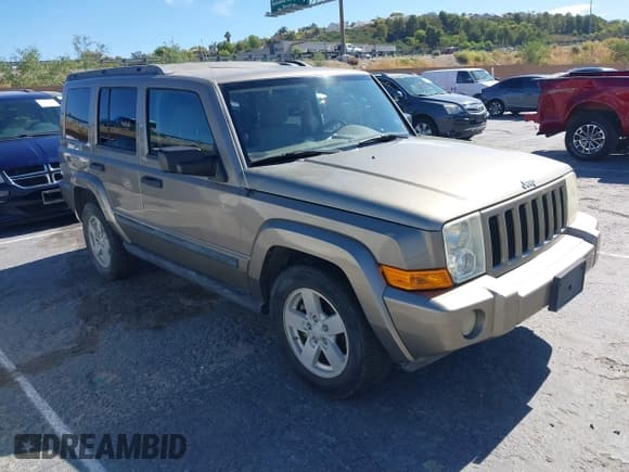 ✅ 2006 Jeep Commander • VIN: 1J8HG48N26C104740 • Лот: 42813918. Опубликован ранее на IAAI с пробегом 182 464 миль. Бесплатный доступ к архиву аукционных продаж из США и подробный отчёт об истории автомобиля на DreamBid. Изображение 1.