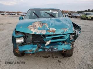 ✅ 1996 Chevrolet S-10 • VIN: 1GCCS14X8TK131156 • Лот: 80649734. Опубликован ранее на Copart с пробегом 236 792 миль. Бесплатный доступ к архиву аукционных продаж из США и подробный отчёт об истории автомобиля на DreamBid. Изображение 5.