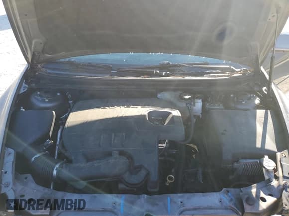 ✅ 2012 Chevrolet Malibu 1LT • VIN: 1G1ZC5E07CF224137 • Lot: 75021174. Listed on Copart with 118,326 mi. Free auction sales archive from the USA and detailed vehicle history report at DreamBid. Image 12.