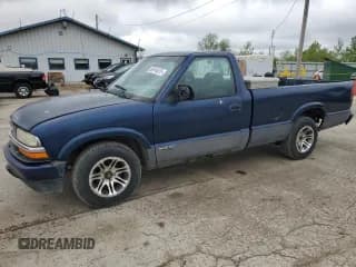 ✅ 2000 Chevrolet S-10 • VIN: 1GCCS1458YK259872 • Лот: 55914675. Опубликован ранее на Copart с пробегом 128 383 миль. Бесплатный доступ к архиву аукционных продаж из США и подробный отчёт об истории автомобиля на DreamBid. Изображение 1.
