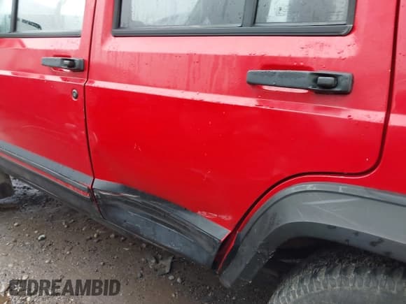 ✅ 1996 Jeep Cherokee Sport • VIN: 1J4FJ68S2TL254712 • Лот: 43742680. Опубликован ранее на IAAI с пробегом 242 558 миль. Бесплатный доступ к архиву аукционных продаж из США и подробный отчёт об истории автомобиля на DreamBid. Изображение 6.