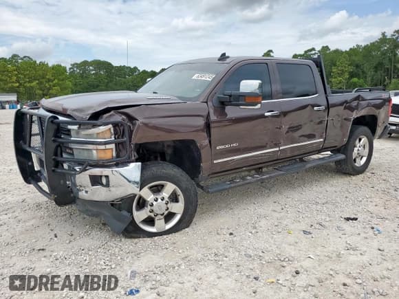 ✅ 2016 Chevrolet Silverado 2500HD LTZ • VIN: 1GC1KWE87GF132342 • Lot: 63491245. Wystawiony na Copart z przebiegiem 330 596 mil. Bezpłatny archiwum sprzedaży aukcyjnych z USA i szczegółowy raport historii pojazdu na DreamBid. Zdjęcie 1.