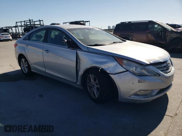 ✅ 2013 Hyundai Sonata GLS • VIN: 5NPEB4AC3DH744202 • Lot: 76110684. Listed on Copart with 69,944 mi. Free auction sales archive from the USA and detailed vehicle history report at DreamBid. Image 4.