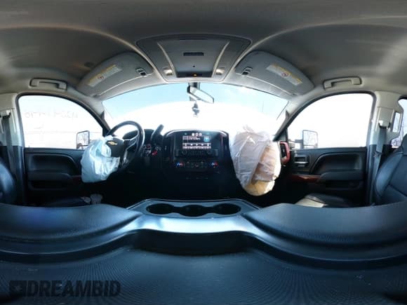 ✅ 2015 Chevrolet Silverado 2500HD LT • VIN: 1GC2KVEG3FZ134852 • Lot: 42041448. Wystawiony na IAAI z przebiegiem 117 061 mil. Bezpłatny archiwum sprzedaży aukcyjnych z USA i szczegółowy raport historii pojazdu na DreamBid. Zdjęcie 18.