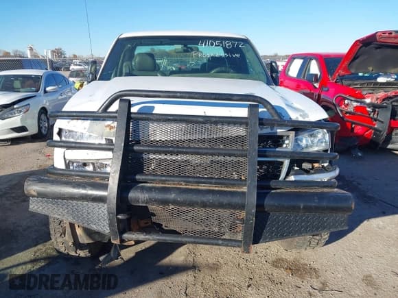 ✅ 2006 Chevrolet Silverado 2500HD LT2 • VIN: 1GCHK29D86E240925 • Лот: 41051872. Опубликован ранее на IAAI с пробегом 281 976 миль. Бесплатный доступ к архиву аукционных продаж из США и подробный отчёт об истории автомобиля на DreamBid. Изображение 12.