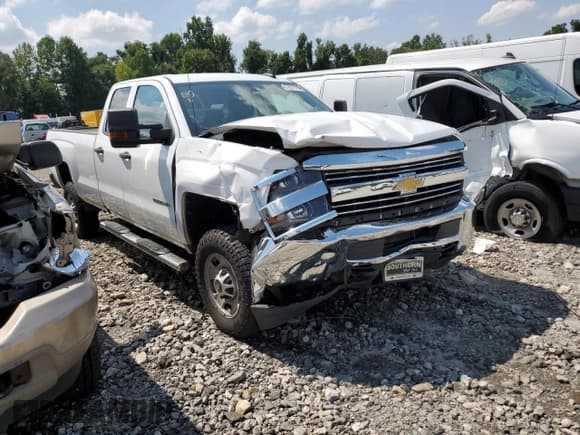 ✅ 2016 Chevrolet Silverado 2500HD Work Truck • VIN: 1GC2CUEG7GZ381946 • Lot: 61607575. Wystawiony na Copart z przebiegiem 126 098 mil. Bezpłatny archiwum sprzedaży aukcyjnych z USA i szczegółowy raport historii pojazdu na DreamBid. Zdjęcie 4.