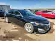 ✅ 2019 Chevrolet Malibu LS • VIN: 1G1ZB5ST4KF126490 • Lot: 67961035. Wystawiony na Copart z przebiegiem 116 455 mil. Bezpłatny archiwum sprzedaży aukcyjnych z USA i szczegółowy raport historii pojazdu na DreamBid. Zdjęcie 4.