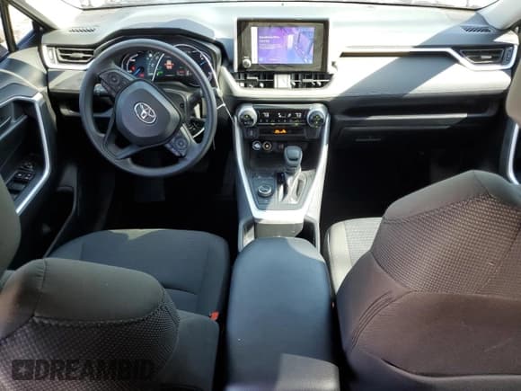 ✅ 2025 Toyota RAV4 Hybrid LE • VIN: 4T3MWRFV1SU186850 • Lot: 89565215. Wystawiony na Copart z przebiegiem 17 107 mil. Bezpłatny archiwum sprzedaży aukcyjnych z USA i szczegółowy raport historii pojazdu na DreamBid. Zdjęcie 8.