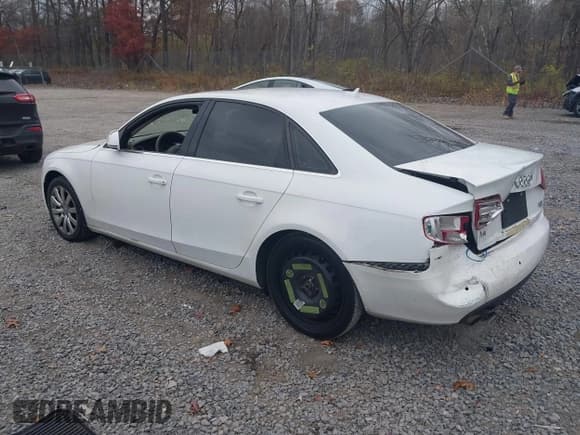 ✅ 2009 Audi A4 Premium Plus • VIN: WAUSF78K39N043315 • Lot: 40697780. Listed on IAAI with 196,457 mi. Free auction sales archive from the USA and detailed vehicle history report at DreamBid. Image 3.